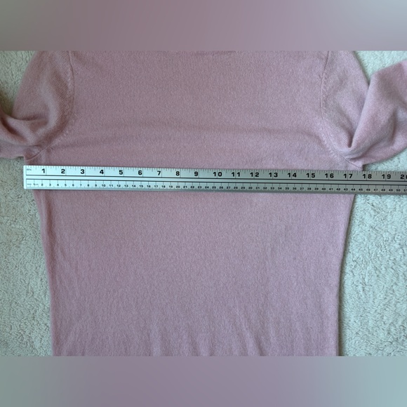 Talbots Cashmere Pink Crew Neck Sweater Women Size Medium Petite - Picture 3 of 7